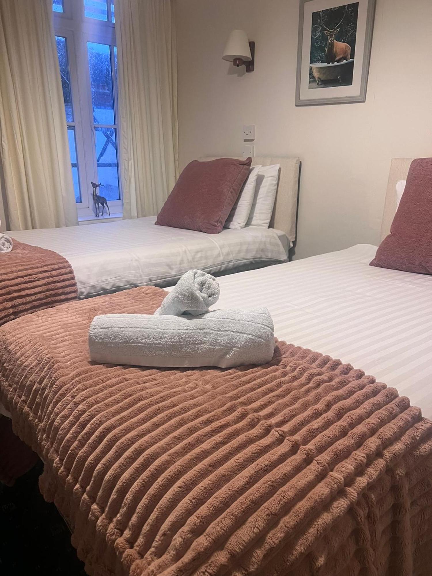 The Crown Hotel لينتون المظهر الخارجي الصورة